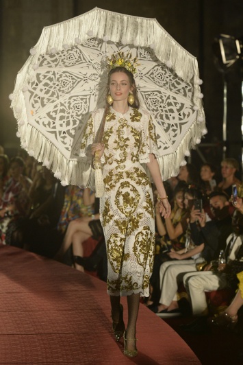 Подробности показа Dolce & Gabbana Alta Moda в Палермо