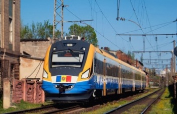 Модернизированный дизель-поезд начнет ходить между Одессой и Кишиневом