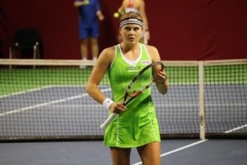 Козлова вышла в полуфинал теннисного турнира в Будапеште