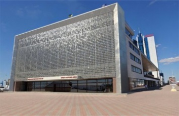 Фасад одесского морвокзала "пустит волну"