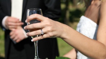 Невеста сдала полиции возлюбленного за украденное кольцо