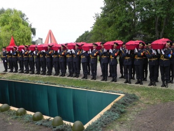 В Кишиневе перезахоронили останки 16 солдат из Запорожской области (Список)