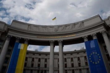 Украина пережила два дипломатических поражения: причины и последствия
