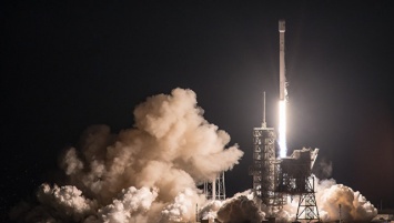 SpaceX планирует потеснить Россию на рынке коммерческих пусковых услуг