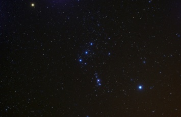 В созвездии Ориона нашли звезду в окружении снега