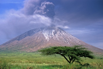 Извержение вулкана в Танзании уничтожит ценнейшие артефакты