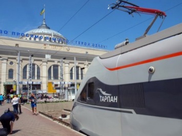 В Одессу планируют пустить скоростные поезда из Днипра и Львова