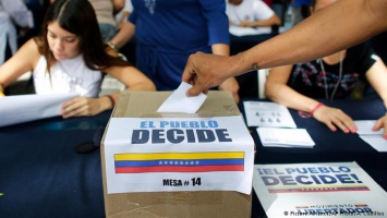 В референдуме венесуэльской оппозиции приняли участие свыше 7 млн человек