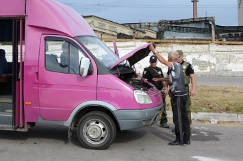 На Луганщине перевозчики ездят с неисправными тормозами и нелегальными газовыми баллонами (Фото)