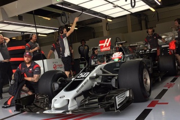 Williams и Haas F1 работают на тестах Pirelli