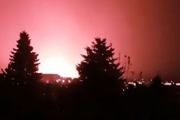 Жители Будапешта и Омска перед грозой засняли НЛО (видео)