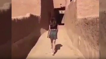 В Саудовской Аравии задержали женщину за мини-юбку