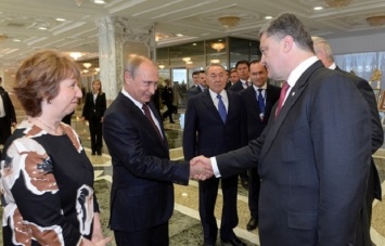 Захарченко уже давно работает в паре с Порошенко - эксперт