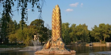 На ВДНХ началась реставрация фонтана "Золотой колос"