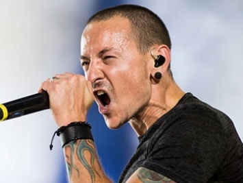 Вокалист Linkin Park совершил самоубийство