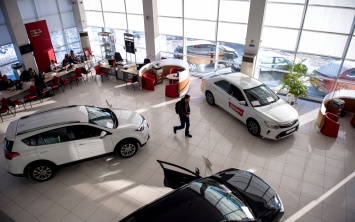 Автомобильный рынок в России начал оживать?