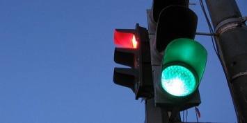 В Днепре люди массово игнорируют светофоры (Фото)