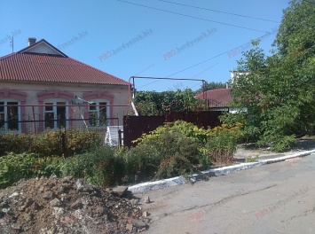В микрорайоне АКЗ в Бердянске обнаружили поврежденный высоковольтный кабель