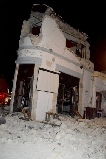 Из-за землетрясения в Эгейском море погибли граждане Турции и Швеции
