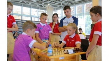 В "Артеке" откроют Школу шахмат Сергея Карякина