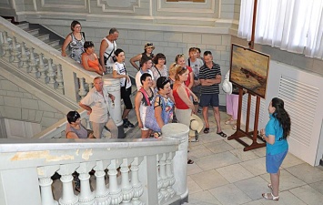 Башня херсонской Городской думы поразила туристов