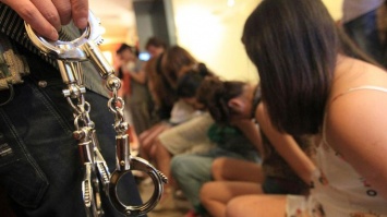 Торговля людьми: модель принуждала к проституции 16-летних девушек