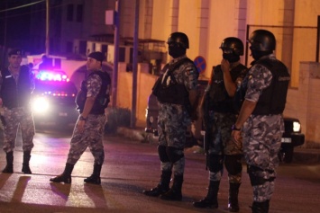 На охранника посольства Израиля в Аммане напал подросток с ножом