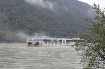 В Австрии на Дунае загорелось пассажирское судно, есть пострадавшие