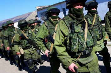 Блогер: Три российские дивизии ждут приказа начать наступление на Киев, Харьков и Мариуполь