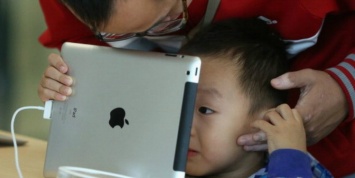 Цифровизация по-китайски. Провинциальная школа обязала каждого ученика купить по iPad