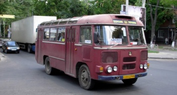 На автобусе Херсон-Садово пенсионерку заставили заплатить 12 грн