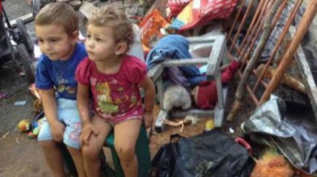 В Мариуполе горе-мать воспитывала четырех детей в полной антисанитарии