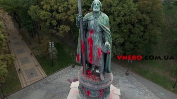 В Киеве ко Дню Крещения Руси отреставрировали памятник князю Владимиру