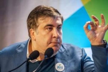 Саакашвили зовет людей на Майдан Независимости