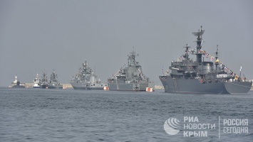 Черноморский флот и 5,5 тыс военных привлекли к штабной тренировке на юге России