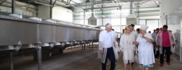 Сыродельный завод в Великом Бурлуке возобновил работу после 5-летнего простоя