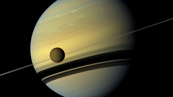 NASA обнаружило возможный материал для форм жизни на Титане
