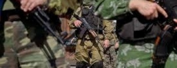«На яме сидят». Боевики взяли в заложники пятерых жителей Комсомольского