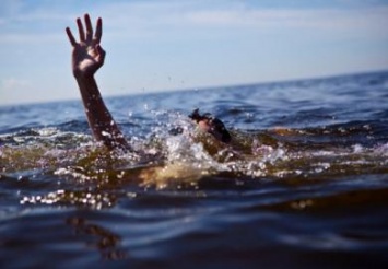 На Днепропетровщине в выходные утонули женщина и мужчина