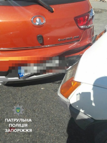 На "Запорожье-1" пьяный водитель спровоцировал аварию (Фото)