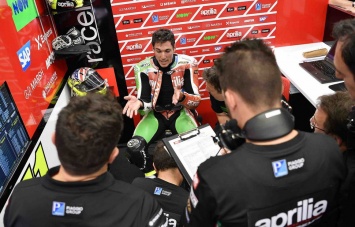MotoGP: Видео инцидента Андреа Янноне и Эспаргаро на пит-стопе Гран-При Чехии