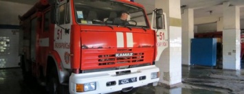 2 пожара за сутки: в Покровском районе горели автомобиль и тополя