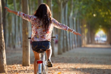 В Днепре будут кататься на велосипедах, чтобы вернуть слух ребенку