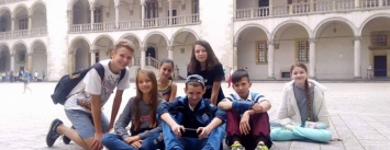 Мариупольские школьники польского происхождения вернулись из Кракова (ФОТО)