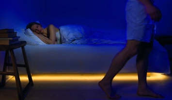 «Умный» свет: датчики движения помогут мгновенно осветить спальню, ванную и даже шифоньер