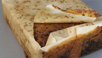 Исследователи нашли в Антарктиде столетний, но почти съедобный пирог