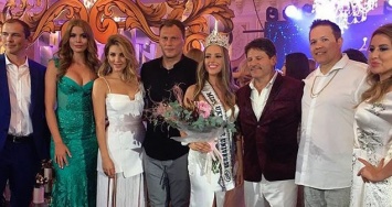 Новая "Мисс Украина Вселенная" получила роскошную корону с бриллиантами за 4 миллиона