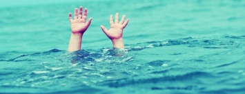 В Славянскую больницу поступил ребенок, который чуть не утонул в бассейне