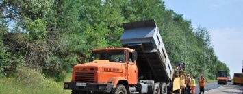 В Черниговской области продолжают ремонтировать дороги