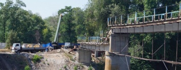 Вскоре рабочие приступят к сносу моста через Волчью